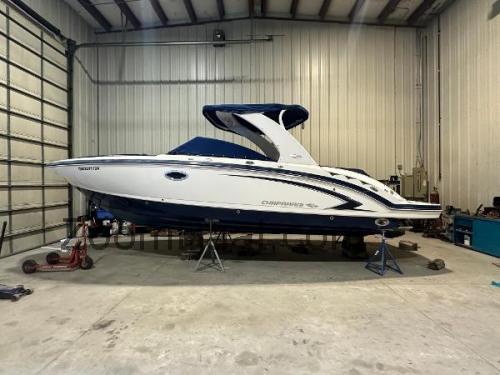 Chaparral 284 Sunesta Spesifikasjoner og anmeldelser